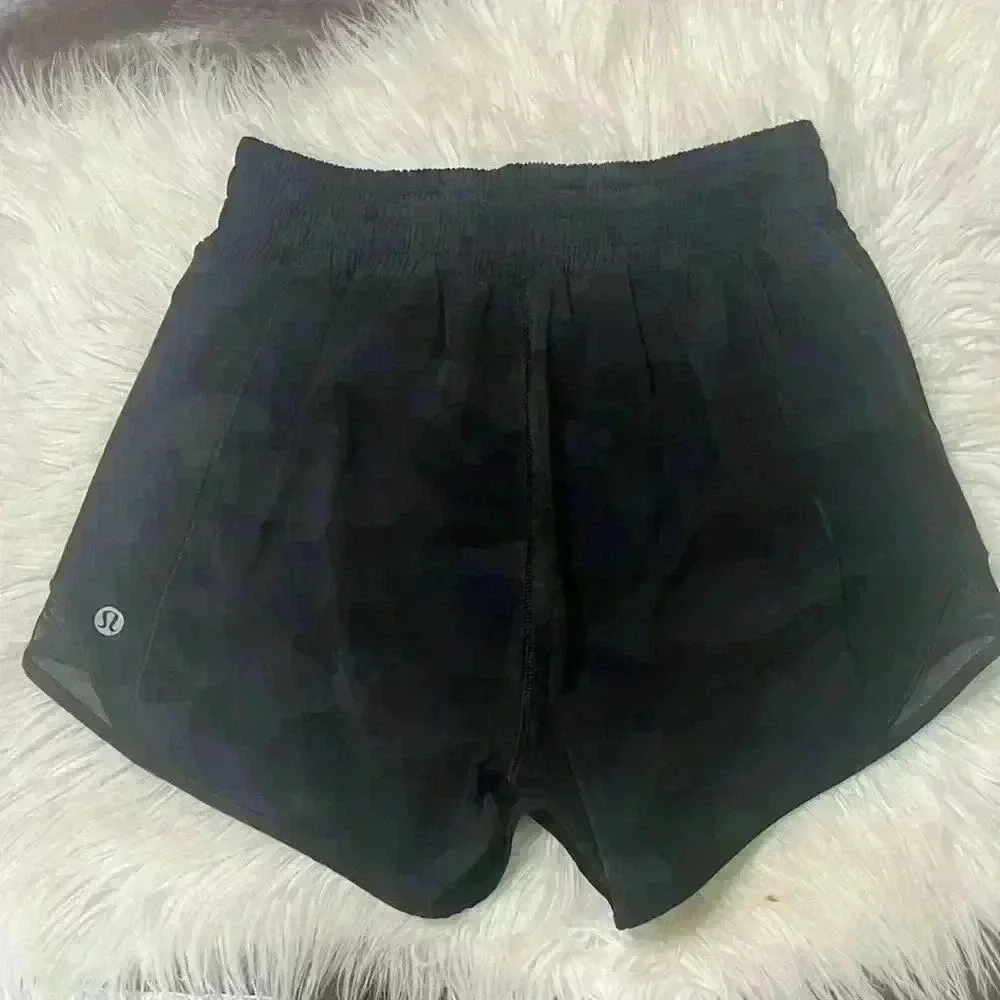 Lululemon hooty hot short